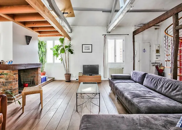 Charming Duplex Bastille By Weekome